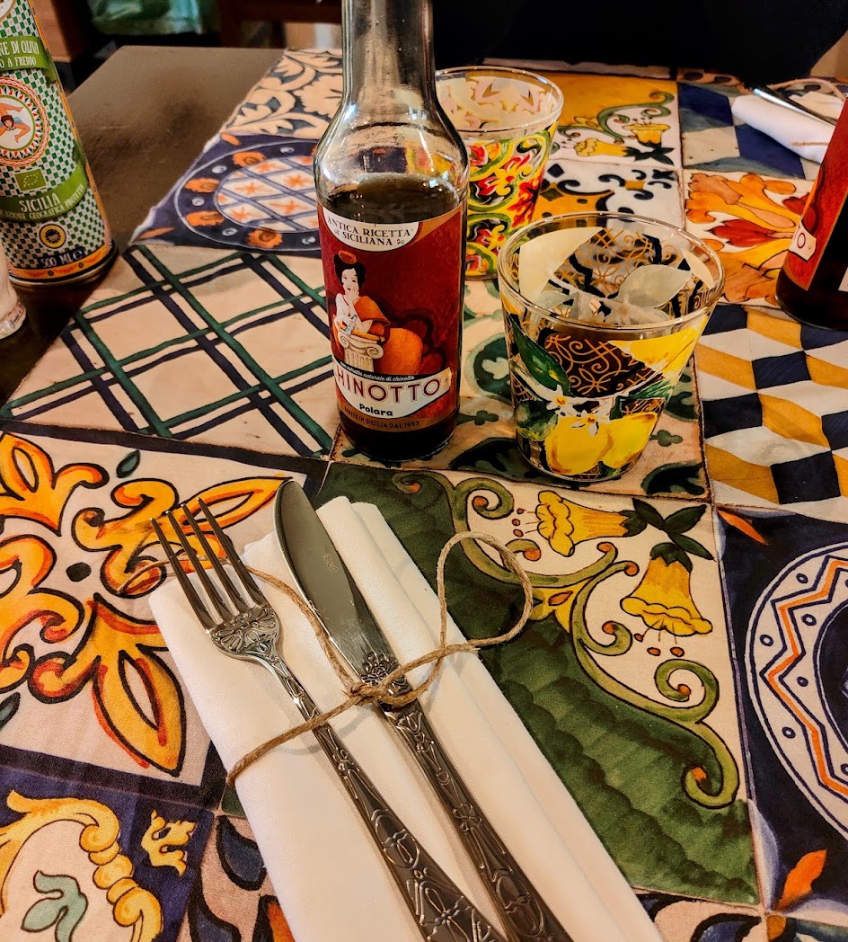 Table sicilienne traditionnelle